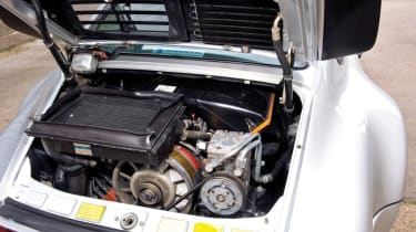 Porsche 911 turbo engine bay