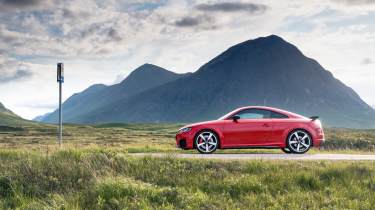 Audi TT RS fast fleet side