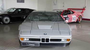 BMW M1 – front