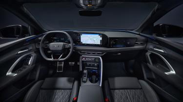 Audi SQ5 cabin