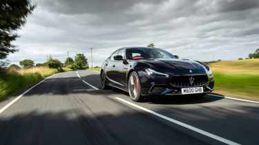 Maserati Ghibli Trofeo review – front tracking