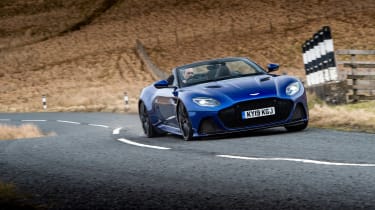 Aston Martin DBS Volante – front