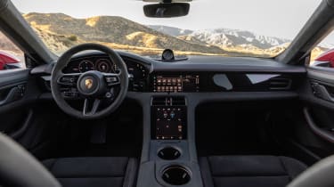 Porsche Taycan GTS Sport Turismo – dash