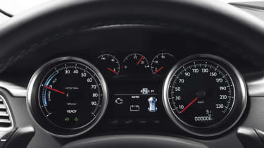 Peugeot 508 RXH dials