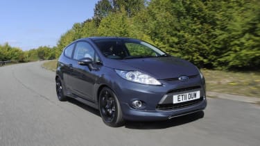 Ford Fiesta Metal action
