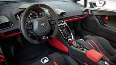 Lamborghini Huracan Tecnica – cabin