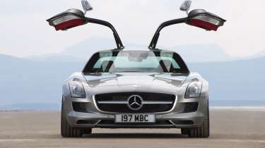 Mercedes-Benz SLS AMG