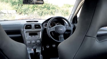 Subaru Impreza WRX (2006) review – cabin