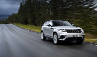 Range Rover Velar action