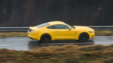 Ford Mustang (S550) side