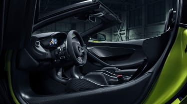 McLaren 600LT Spider interior