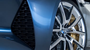 BMW 8-series concept - wheel