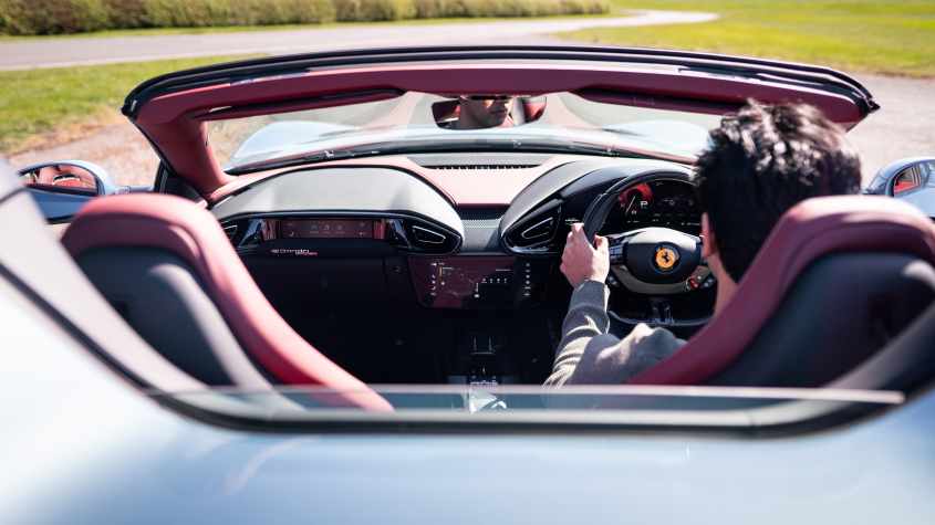 Ferrari%2012%20Cilindri%20Spider%20LT%20test-4.jpg
