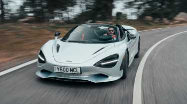 McLaren 750S Spider – front