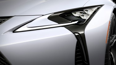 Lexus LC500 – headlight