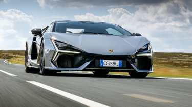 Lamborghini Revuelto