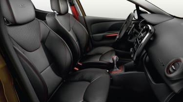 Renaultsport Clio 200 Turbo interior leather front sports seats