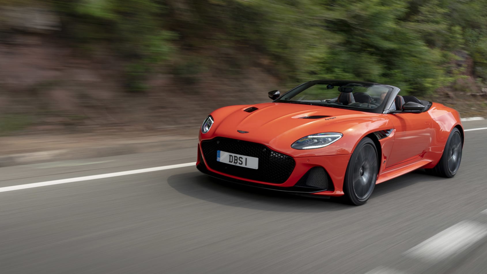 New Aston Martin DBS Superleggera Volante 2019 review - pictures | evo