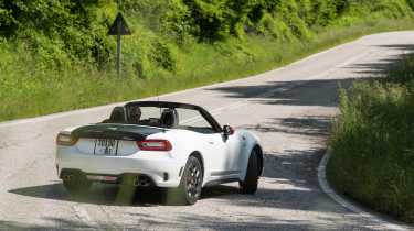 Abarth 124 Spider – rear quarter