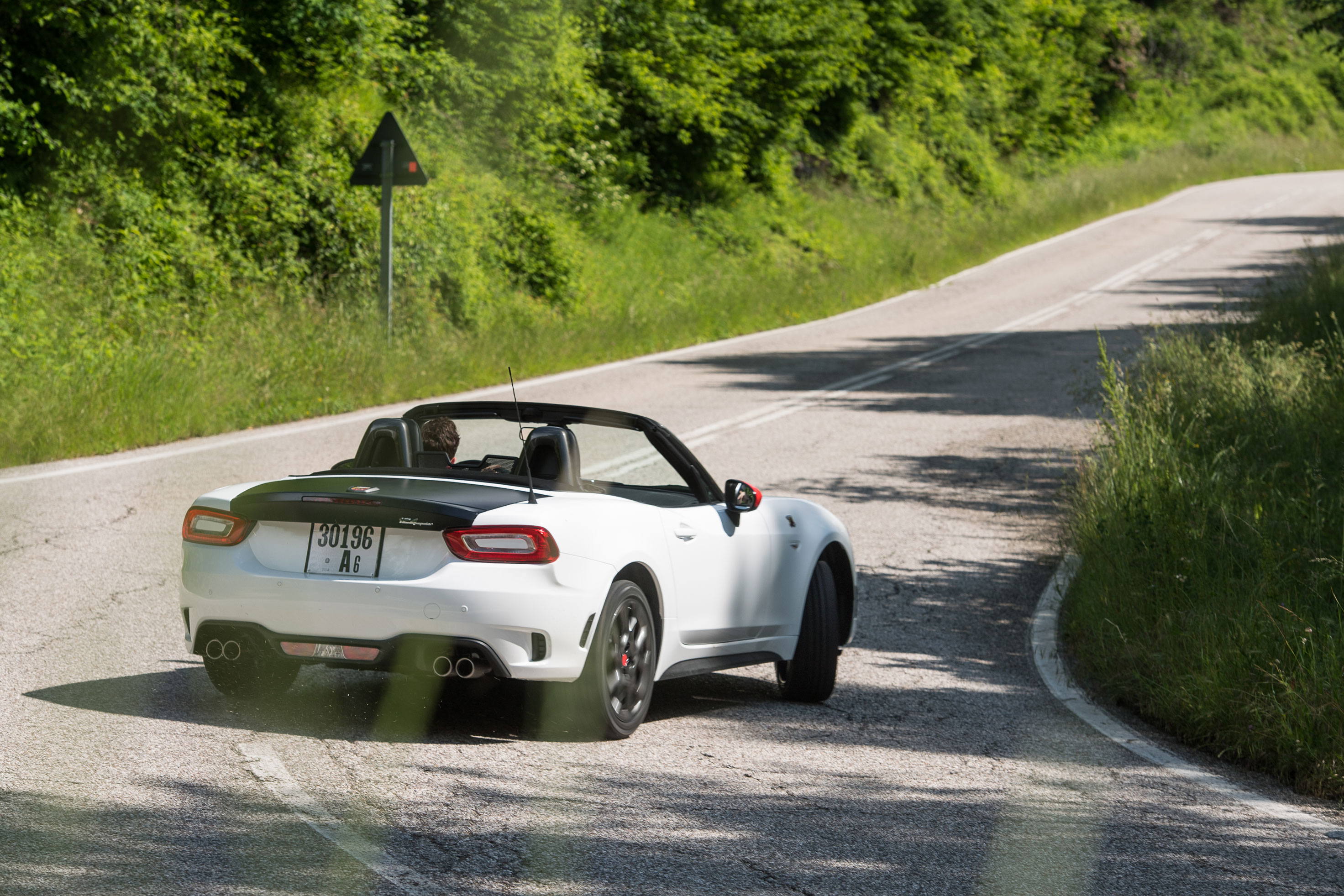 Abarth 124 Spider Review Prices Specs And 0 60 Time Evo