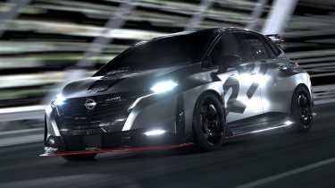 Nissan Aura Nismo RS – front