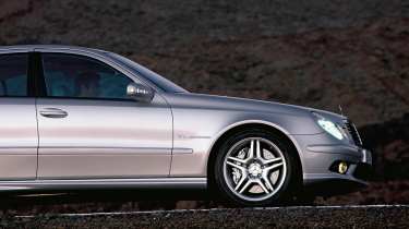 W211 Mercedes-Benz E55 AMG