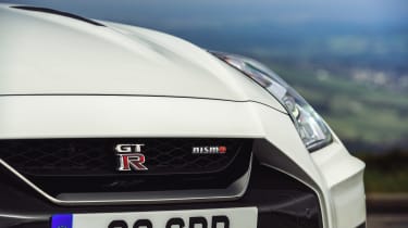 Nissan GT-R Nismo – nose