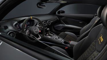 Audi TT RS IE – studio interior