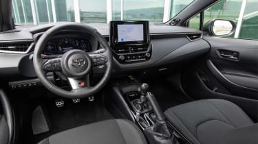 Toyota GR Corolla US – cabin