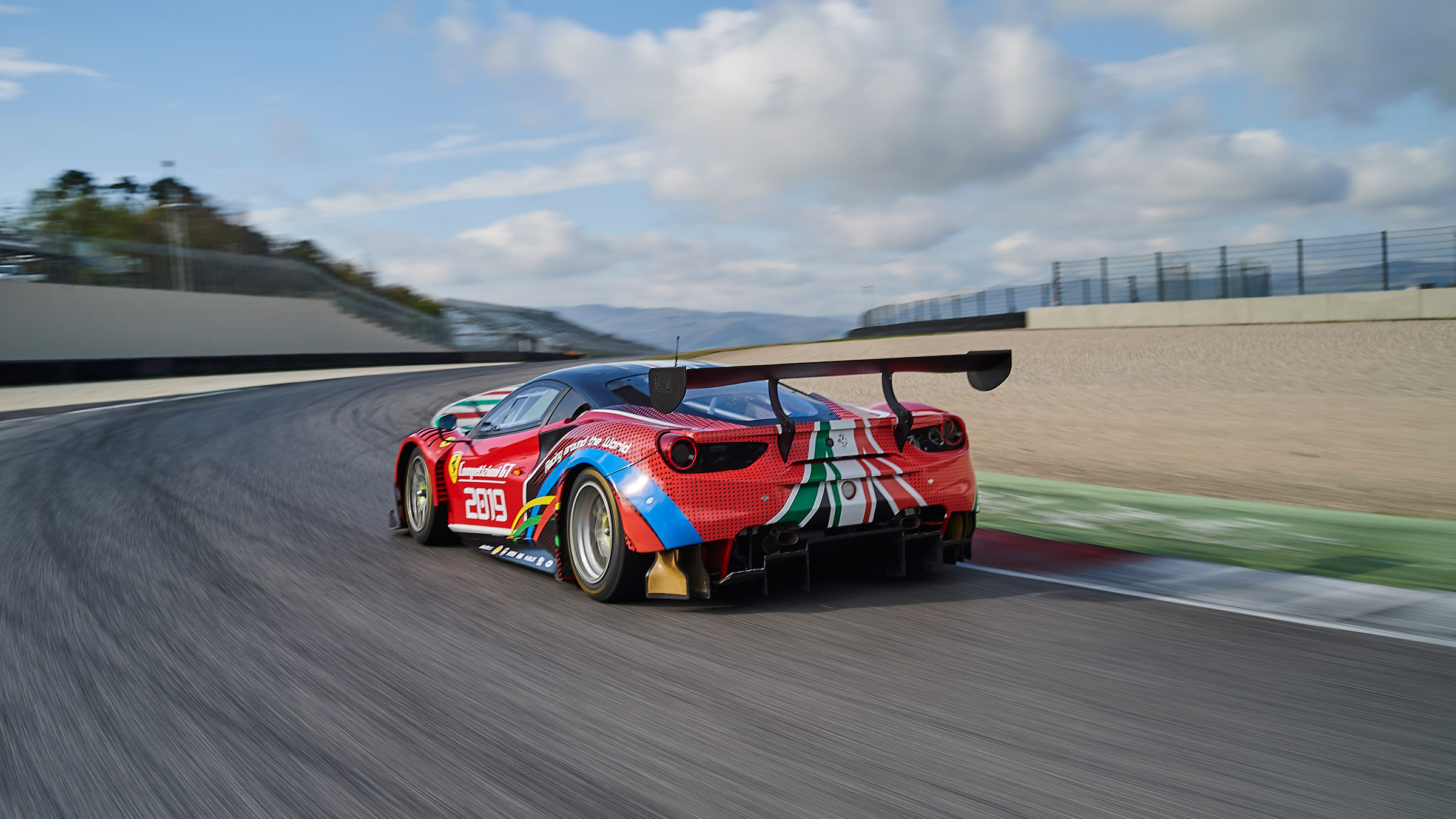Driving a Ferrari 488 GT3 – Richard Meaden drives the racer that inspires  the road cars