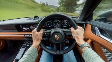 Porsche 911 Turbo interior