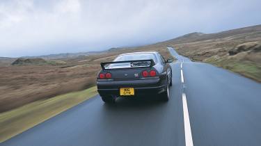 Nissan Skyline R33 GT-R – rear