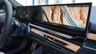 BMW i5 – screen