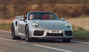 Porsche 911 Turbo S Cabriolet – front
