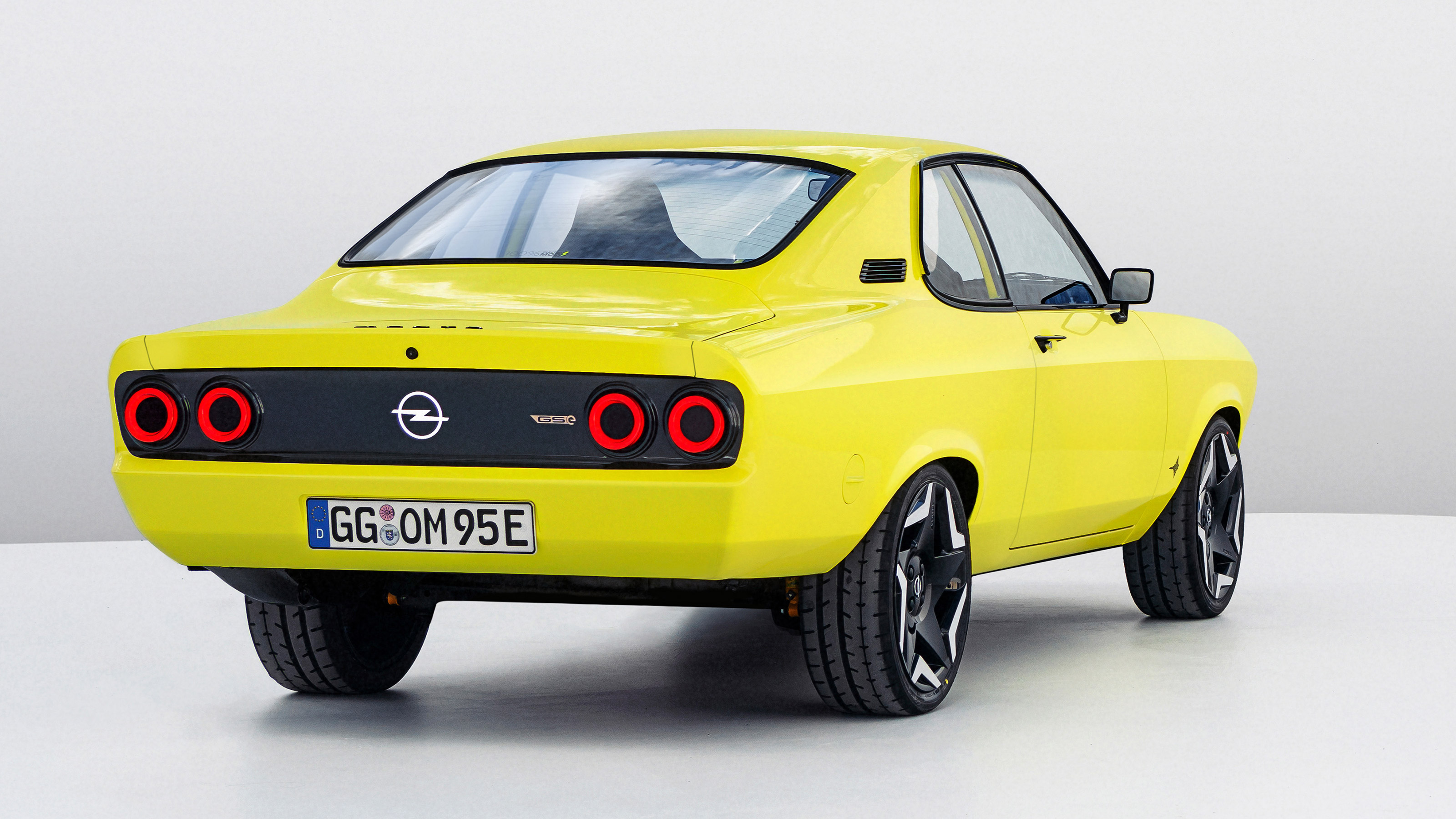 All-electric Opel Manta GSe restomod revealed