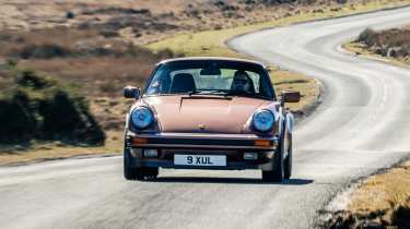 Porsche 911 3.2 Carrera front