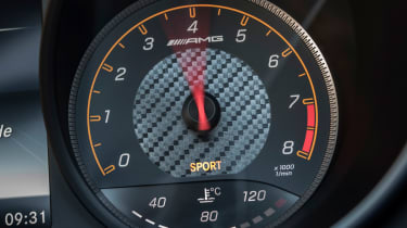 Mercedes-AMG GT C Roadster - rev counter
