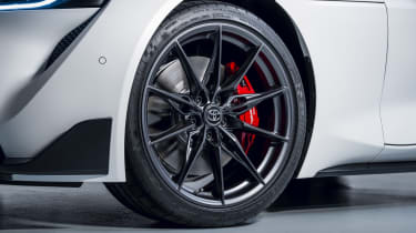 Toyota GR Supra manual – wheels