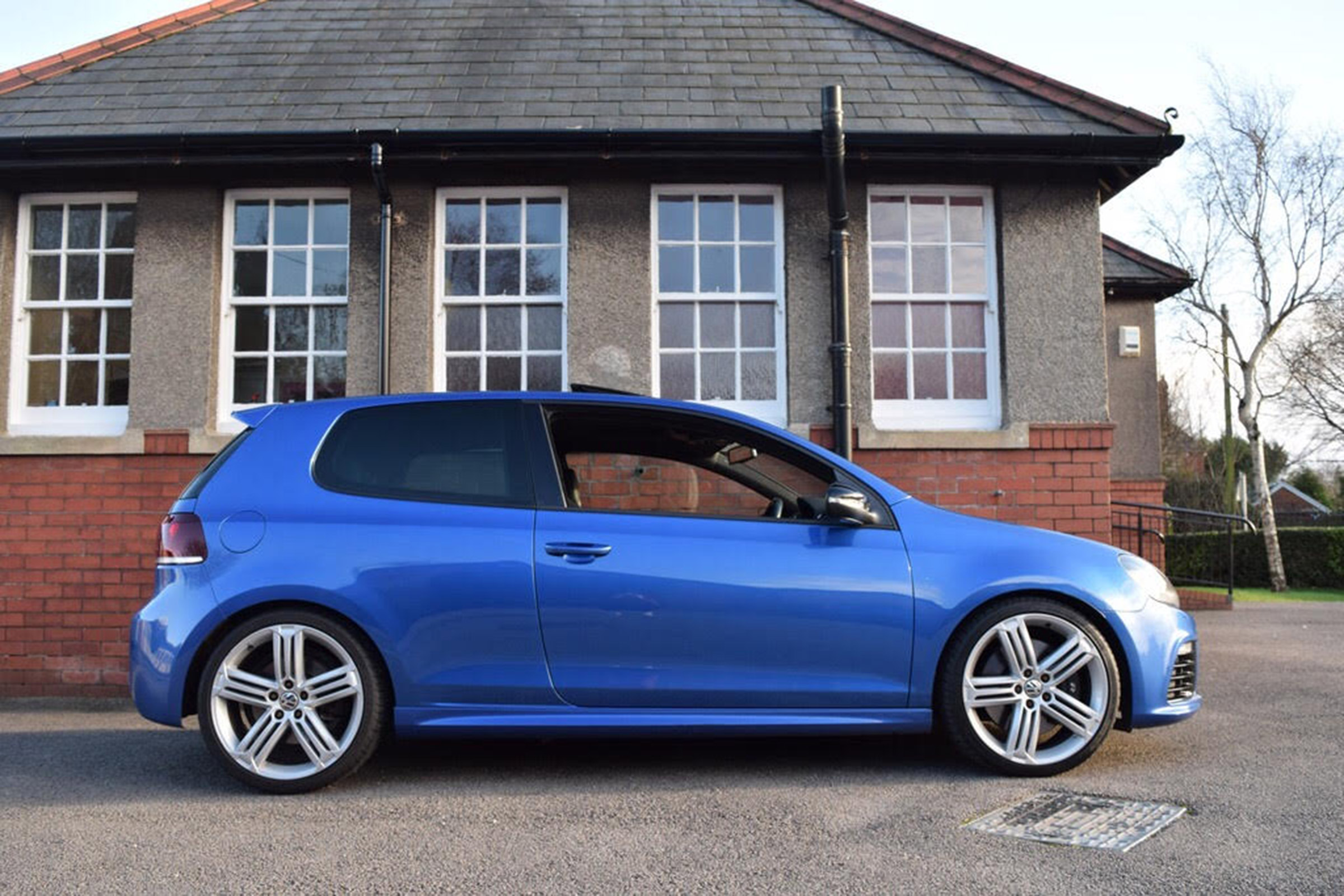 Volkswagen Golf R Mk6 (2010-2012): review, history, and used buying guide