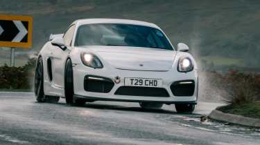 Porsche Cayman GT4 981