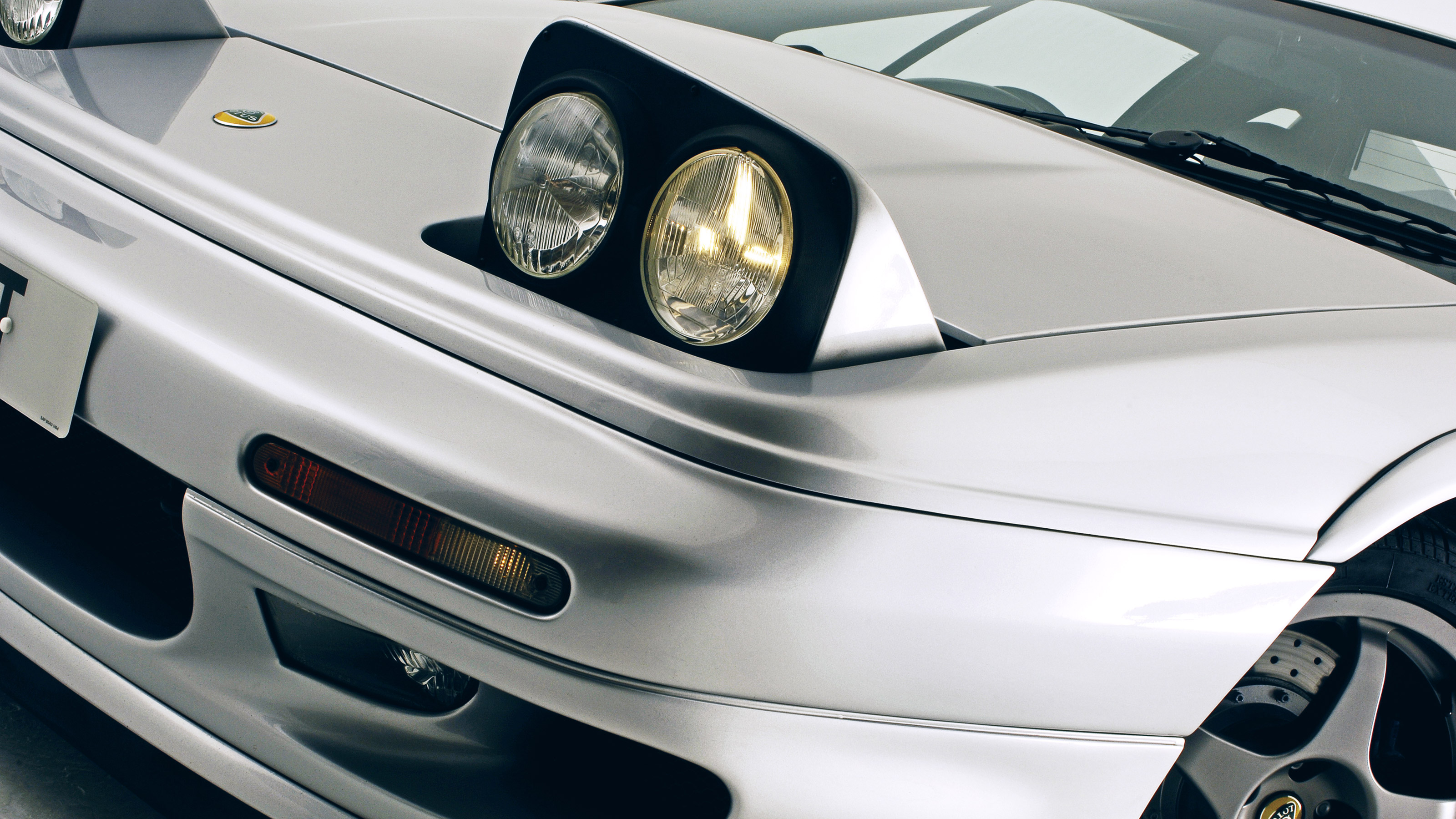 Lotus Esprit pop-up headlights - Art of Speed