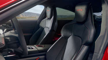 Porsche Taycan GTS – seats