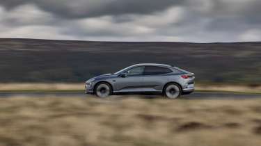 Polestar 4 side