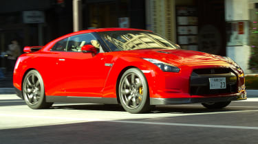 Nissan GT-R