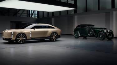 Bentley EXP15 Concept front