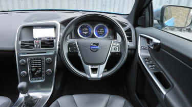 2013 Volvo XC60 Polestar interior dashboard steering wheel
