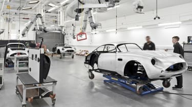 Aston Martin DB4 GT Zagato Continuation (build) – quarter