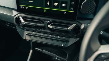 Dacia Duster – dashboard