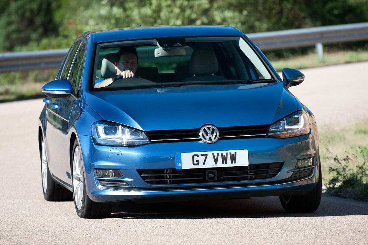 2013 Volkswagen Golf Review - Drive