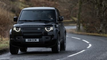 Land Rover Defender 90 V8 – tracking
